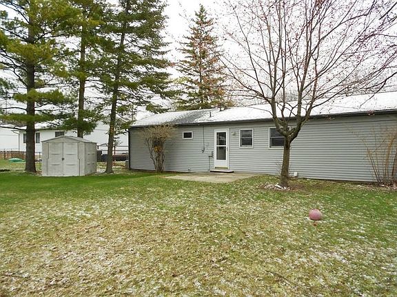 2nd image of 3605 Waldo Ave