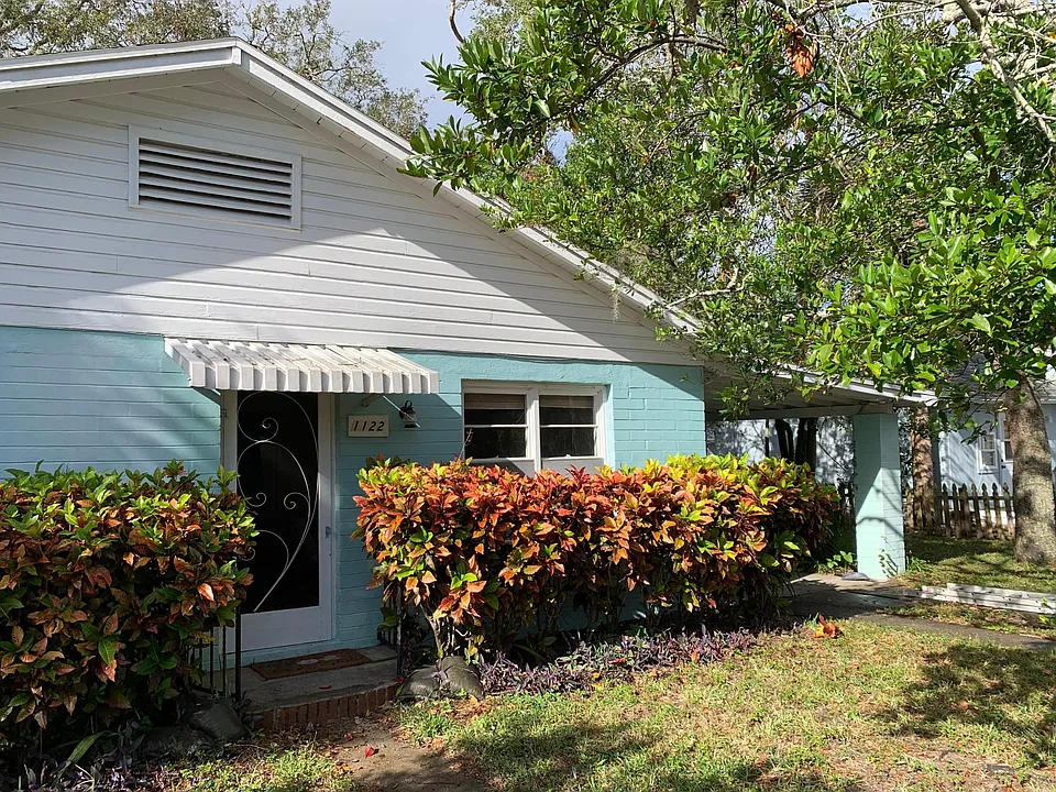 1122 Holly Ave #1122