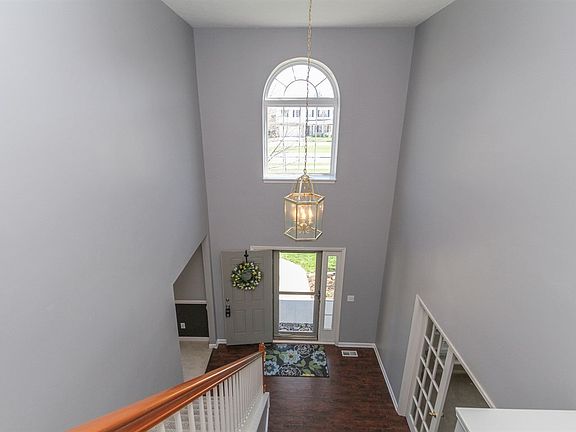 2nd image of 16364 Countryside Blvd