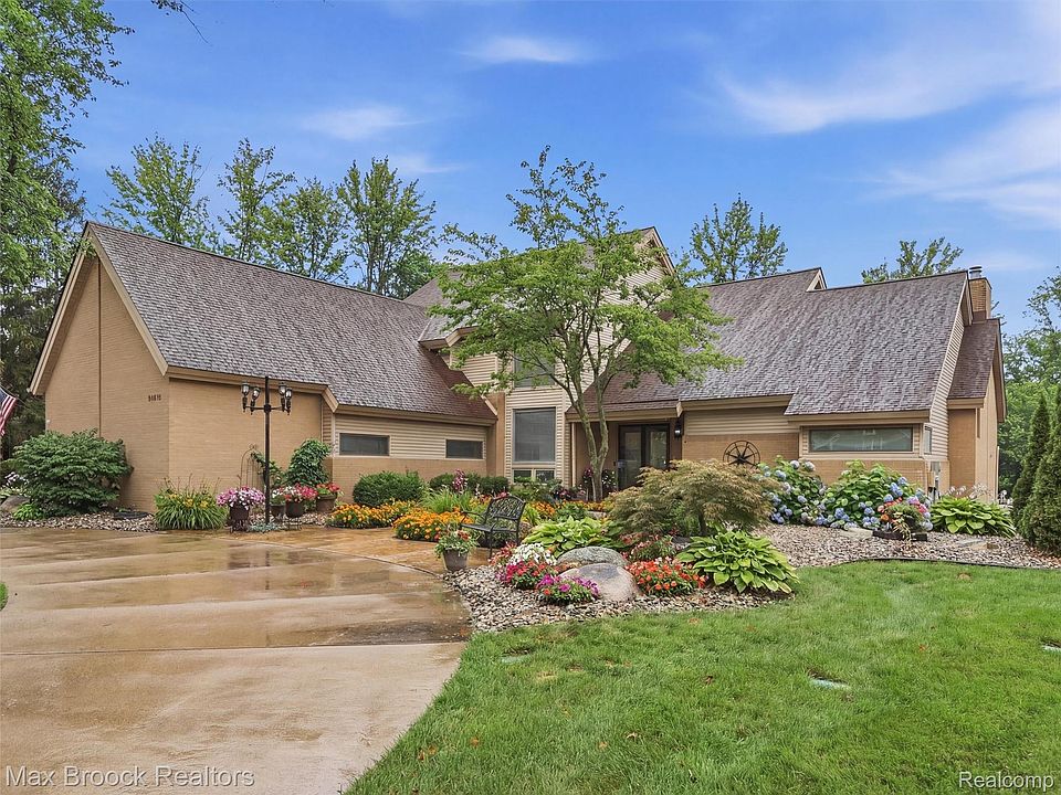 1st image of 55618 Lordona Ln