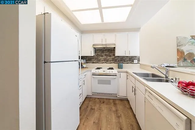 206 W Prospect Ave — Photo 5