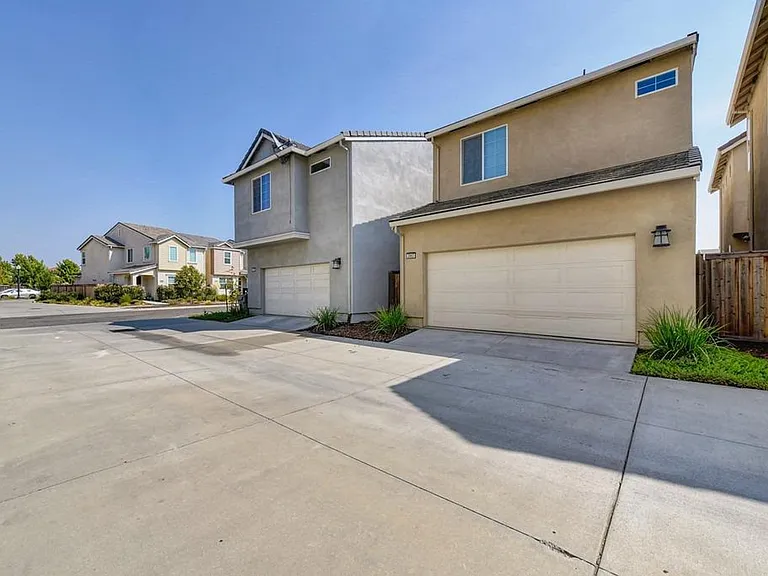 3967 Streamline St — Photo 18