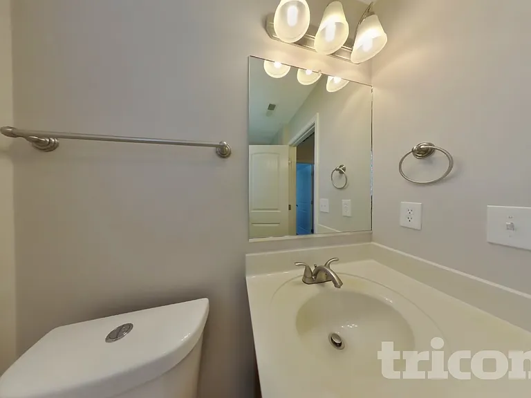 1856 Emily Ln — Photo 13