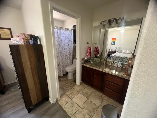 1301 Villa Celaje NE, Albuquerque, NM 87113