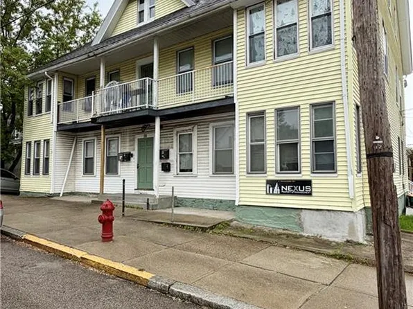 191 Grove St, Woonsocket, RI 02895