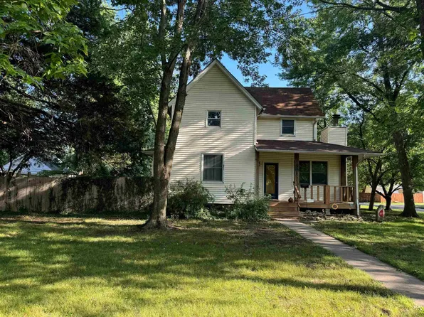 801 E 12th Ave, Winfield, KS 67156