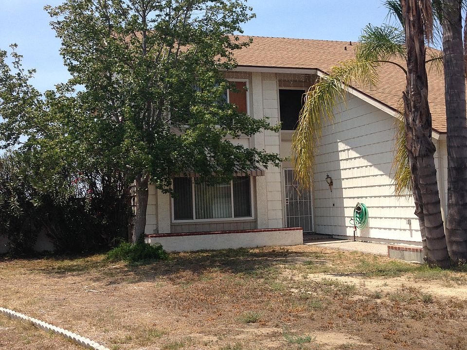 1st image of 866 Oakhurst Dr