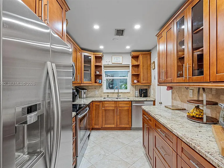 18805 W Lake Dr #18805 — Photo 17