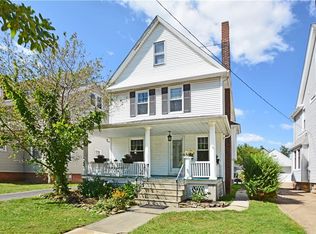 1266 Bonnieview Ave, Lakewood, OH 44107