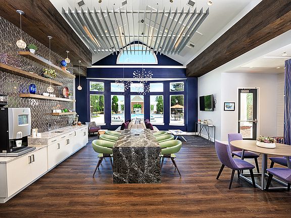 Clubhouse - Welcome!