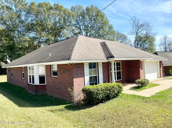 115 Hamilton Dr, Hazlehurst, MS 39083