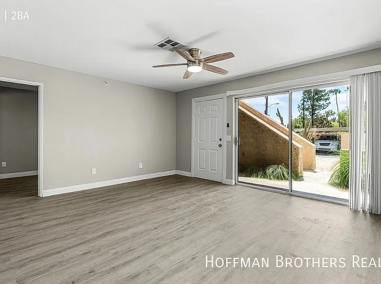 32450 Candlewood Dr #6 — Photo 2