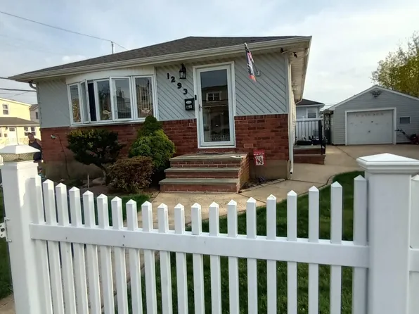 1293 Tribune Avenue, Elmont, NY 11003