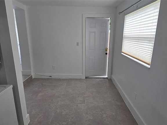5th image of 720 NW 56th St #2
