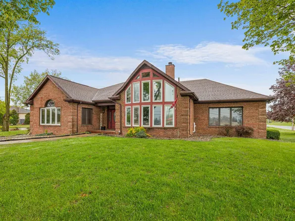 202 Angling Rd, Kendallville, IN 46755