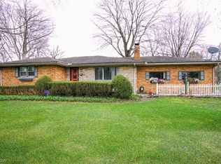 57 Gillian Ln, Youngstown, OH 44511