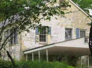 111 Merry Hill Rd, Vicksburg, MS 39180