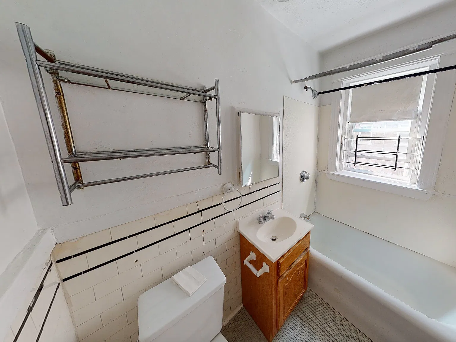Studio, 400 sqft, $1,950 — Photo 3