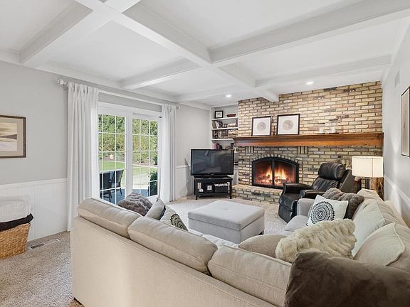 3rd image of 6606 Woodgate Road