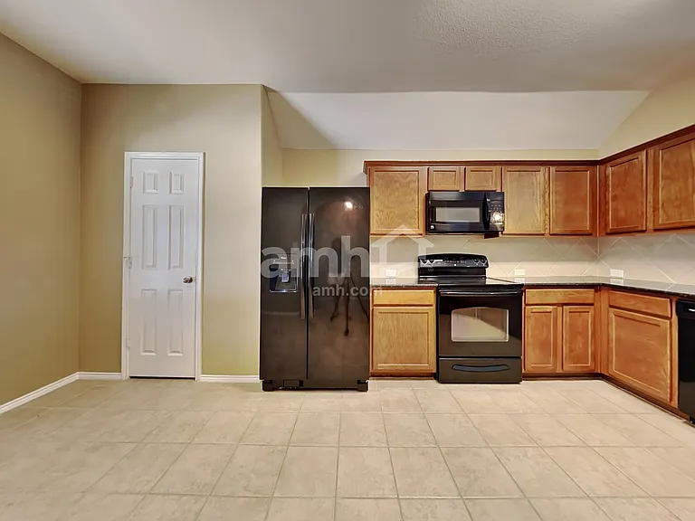 524 Anchor Way — Photo 4