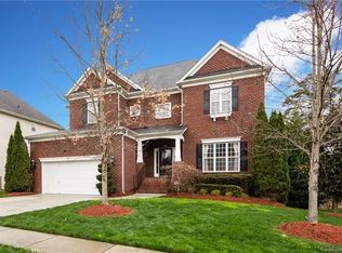 3326 Grandeur Rd, Charlotte, NC 28269