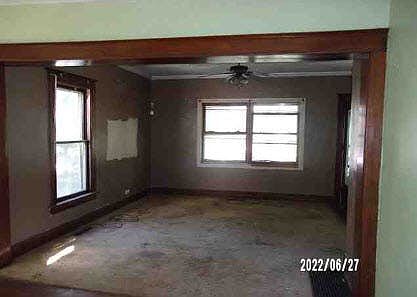 3rd image of 416 S Wildwood Ave