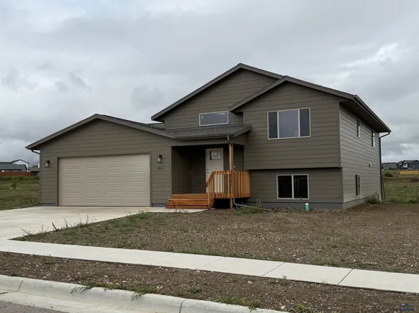 5834 Mauser Rd, Rapid City, SD 57703