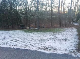 588 Leetown Rd, Stormville, NY 12582