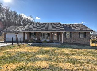 139 Millstone Dr, Bristol, VA 24201