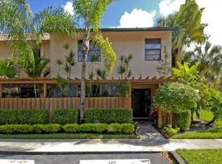 1100 NW 79th Dr, Plantation, FL 33322