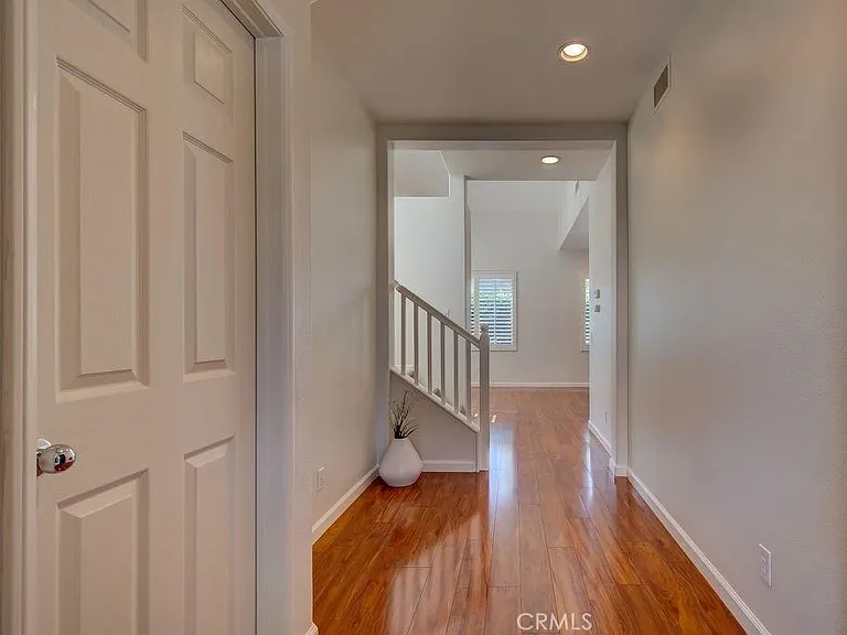 196 Cherrybrook Ln — Photo 4