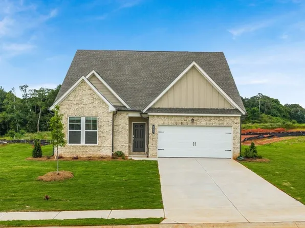 205 Overton Dr, Perry, GA 31069