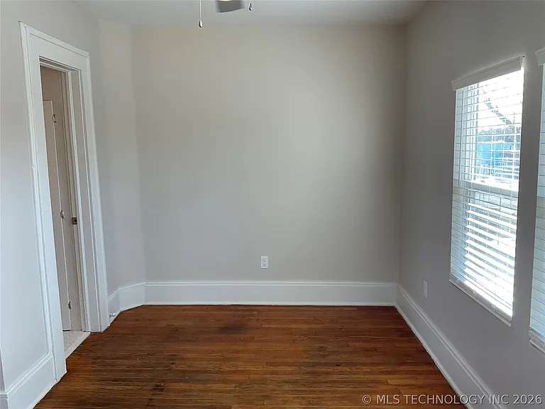1345 E 6th St — Photo 16