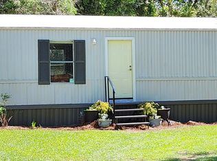 574 Sikes Rd, Screven, GA 31560
