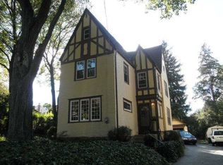 2422 Poplar Rd, Havertown, PA 19083