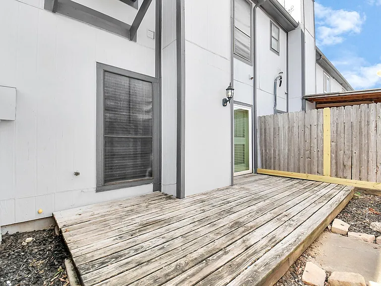 12400 Brookglade Cir #47 — Photo 24