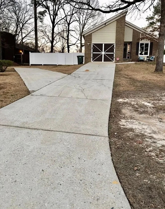 3 bed, 1368 sqft, $1,800 — Photo 2