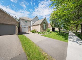 27 Lafferty St, Toronto, ON M9C5B5