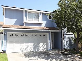 11806 Bromont Ave, Los Angeles, CA 91331