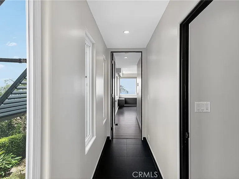 855 Santa Ana St — Photo 15