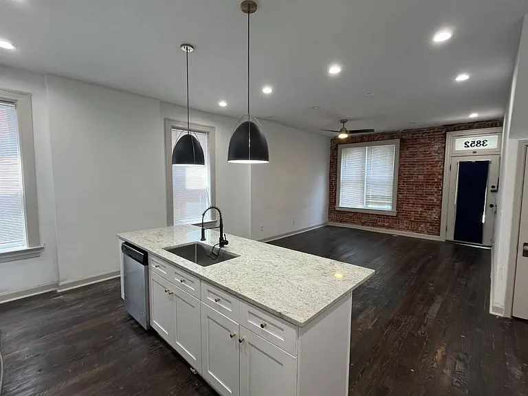 3852 Juniata St — Photo 7