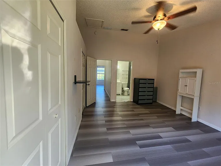 8637 Hunters Key Cir #8637 — Photo 23