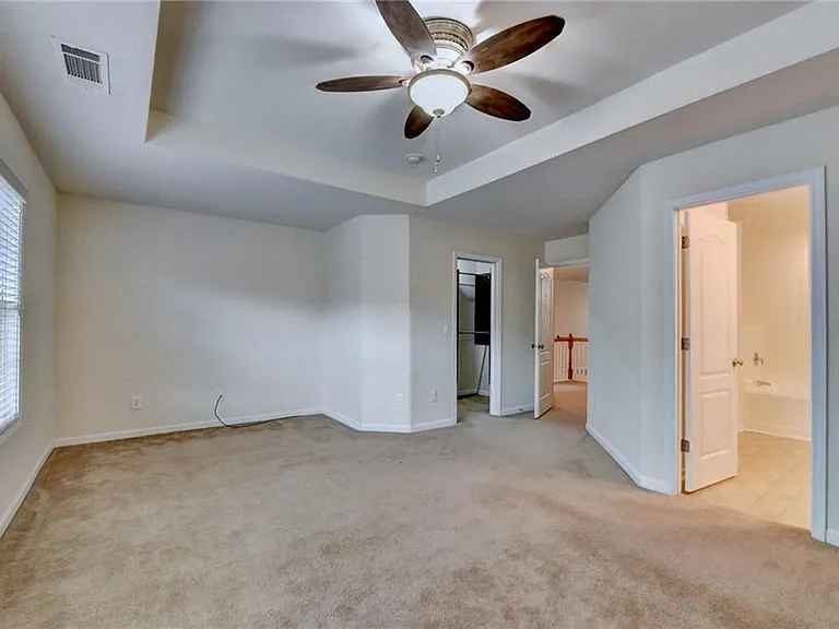 1641 Tailmore Ln — Photo 25