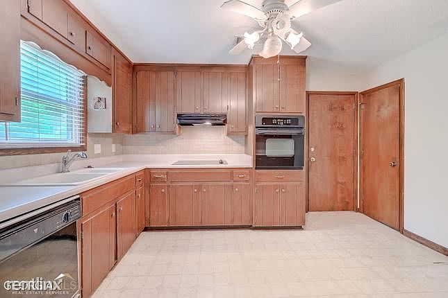 1st image of 2920R Cedar Knoll Dr
