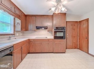 2920R Cedar Knoll Dr, Roswell, GA 30076