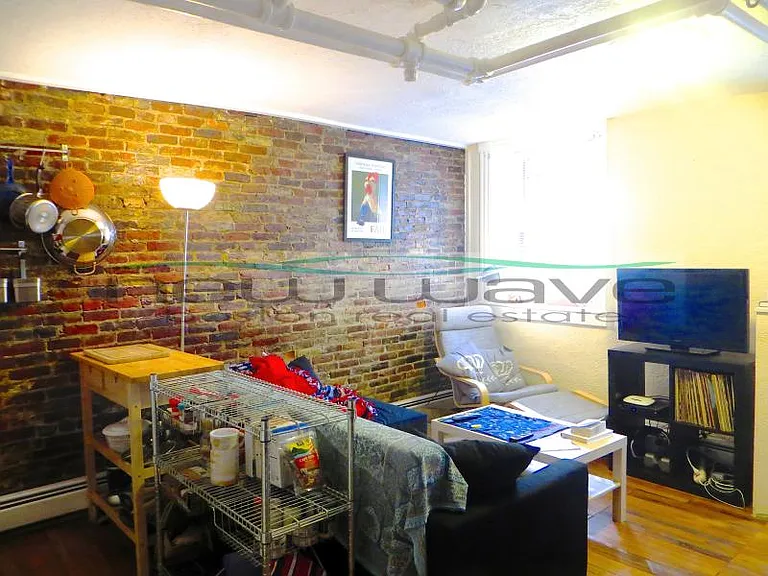 123 Myrtle St #2 — Photo 11