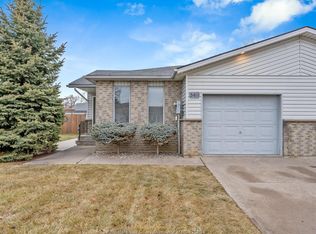 348 Ridgeview Pl N, Amherstburg, ON N9V 3Y6
