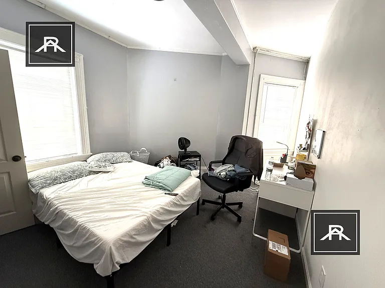925 Beacon St #3 — Photo 17