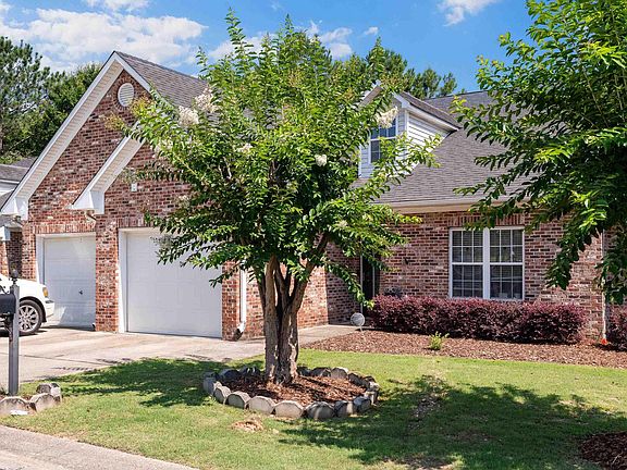 2nd image of 1748 Savannah Park