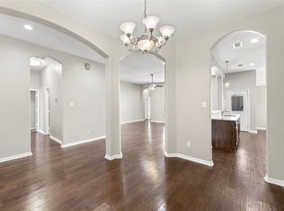 405 Jasmine Cir, Nevada, TX 75173